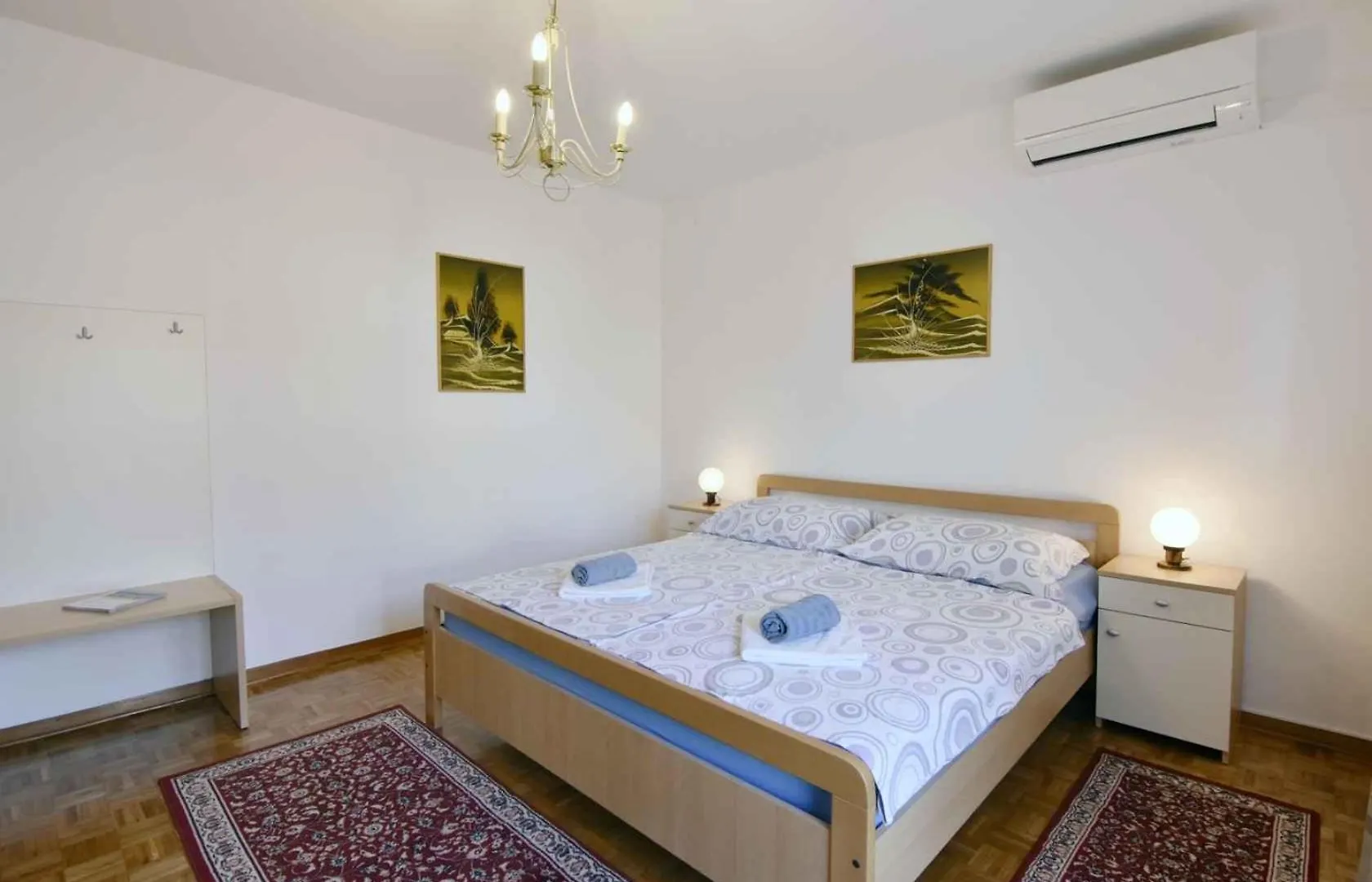 Apartments With A Parking Space Umag - 22680