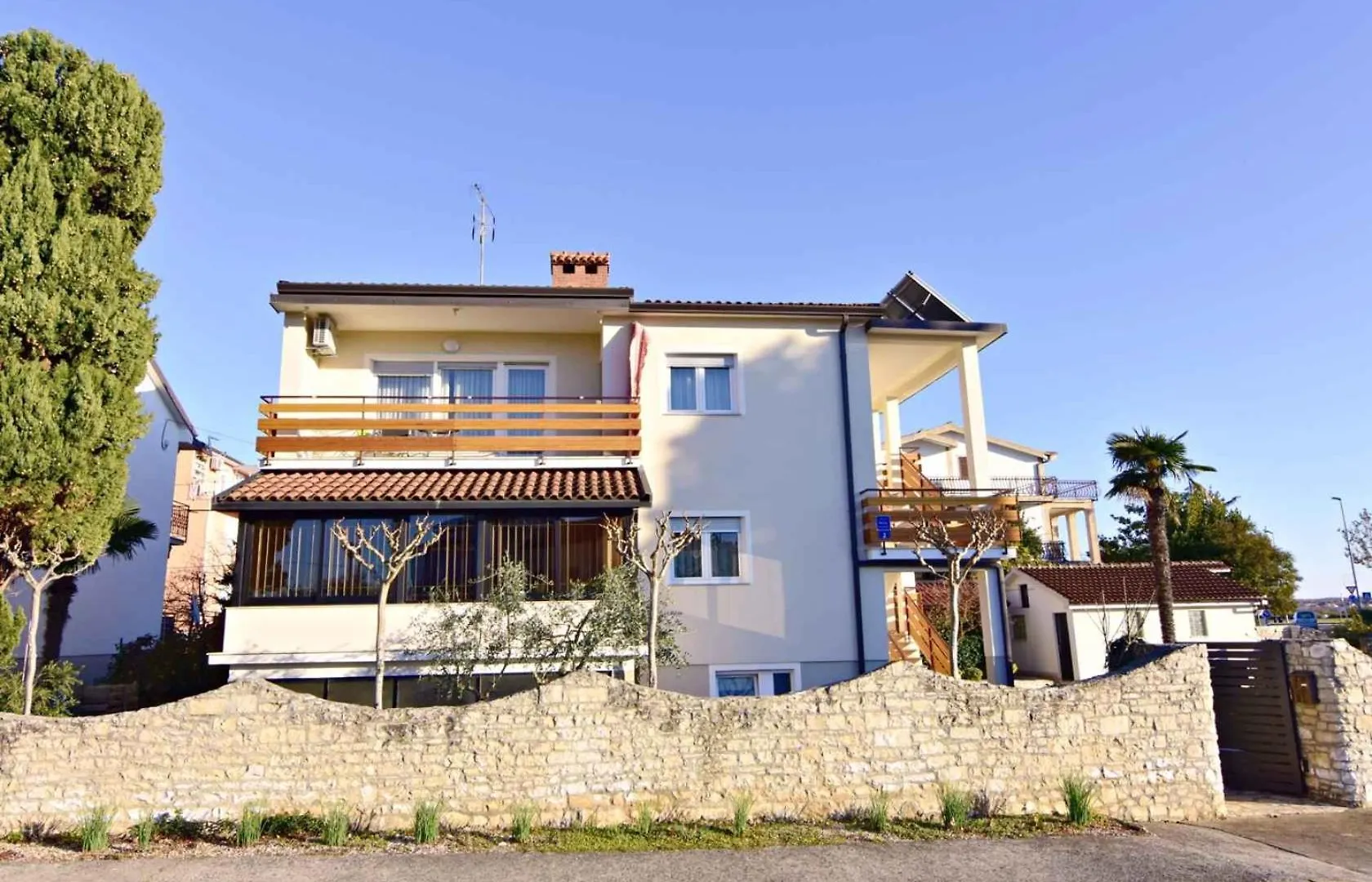 Apartments With A Parking Space Umag - 22680